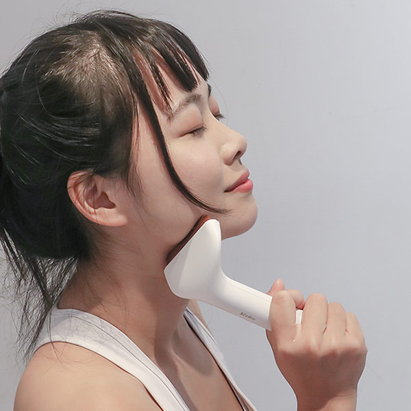 【3ZeBra】deepinn 小美推刮按摩棒