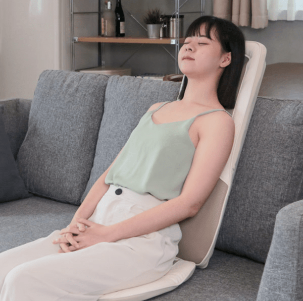 當出現全身肌肉酸痛，可以透過輔助按摩工具來緩解痠痛感